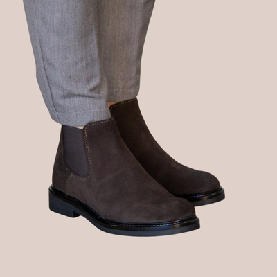 MARON - Classic Suede Chelsea Boots