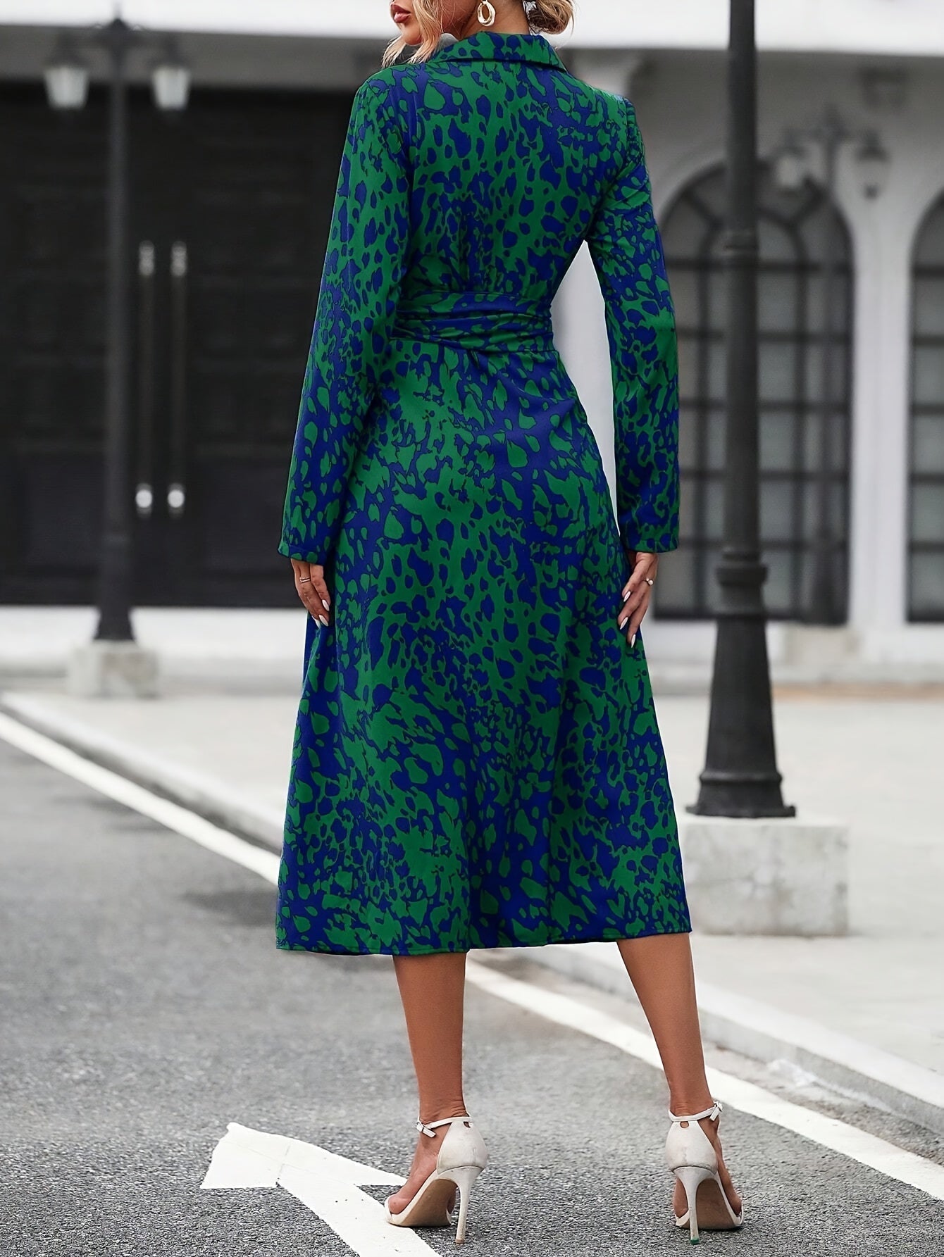 Maëlys - Dress with elegant belt