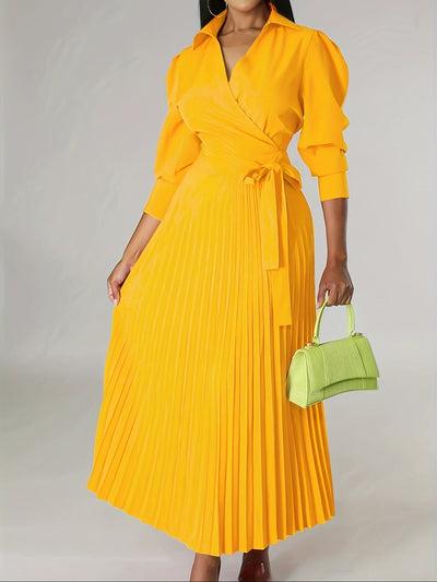 Margeaux - Elegant pleated dress with V-neck and bow