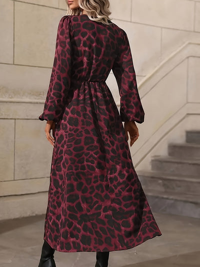 Juliette – Long fluid dress with leopard print