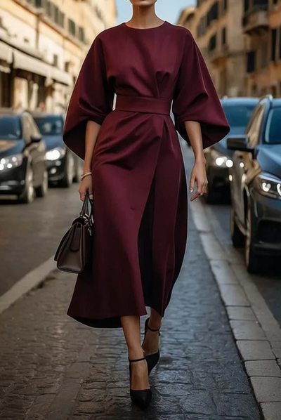 Loungette - Elegant Dress with Raglan Sleeves and Belt