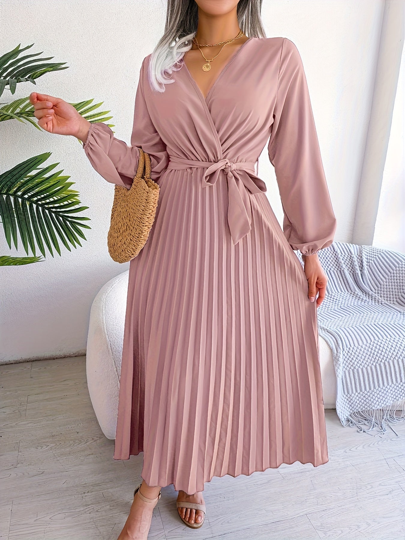 Camille - Elegant long-sleeved dress with crossover neckline
