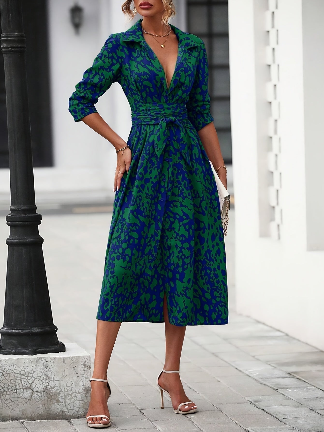 Maëlys - Dress with elegant belt